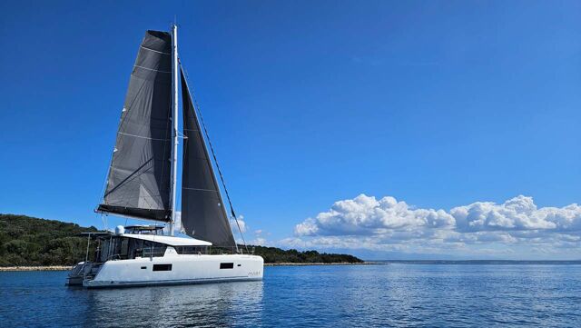 Lagoon 42 - 4 + 2 cab. Flying Horst